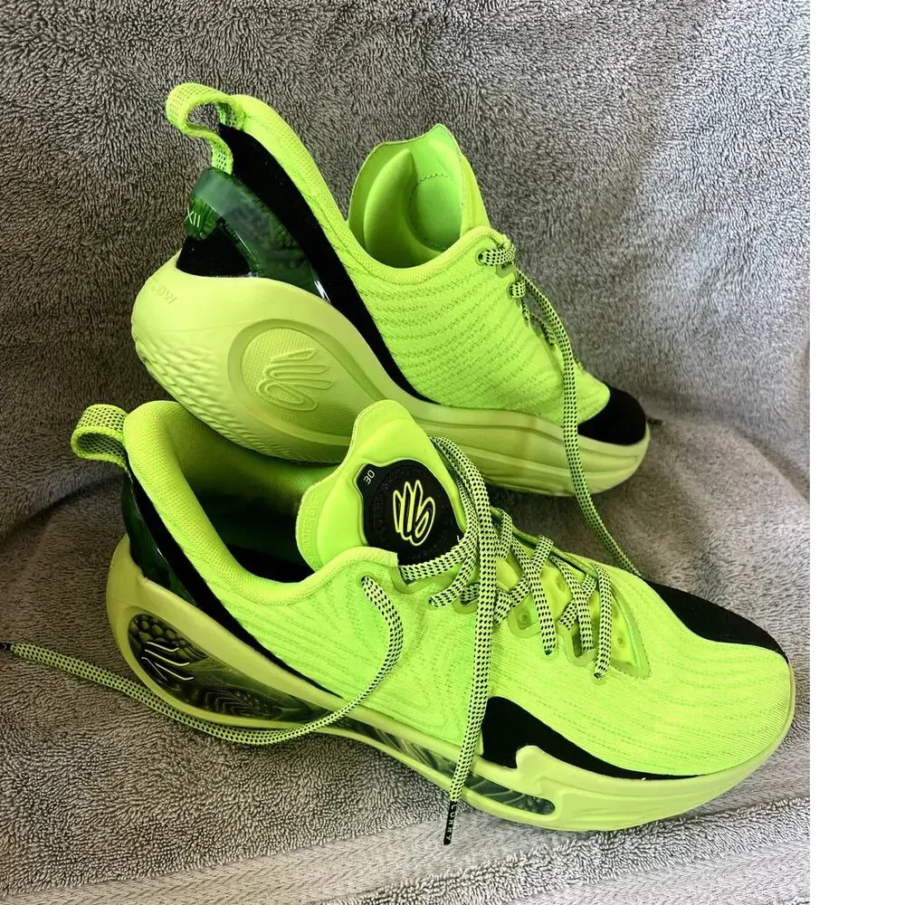 Under Armour Curry Flow 12 Extraterrestrial lime sneakers, Men's size 10